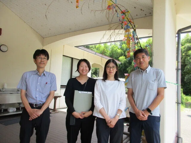 センター職員の集合写真