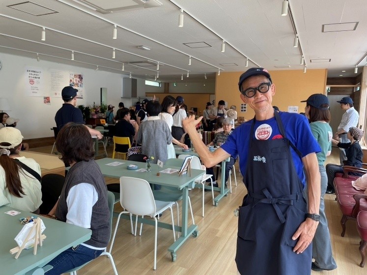 カフェ全景